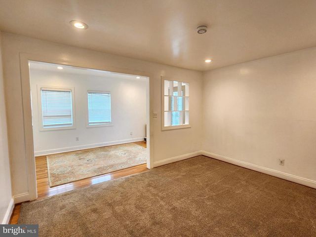 3207 BRYANT AVE, Baltimore, MD 21227