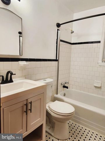 3207 BRYANT AVE, Baltimore, MD 21227