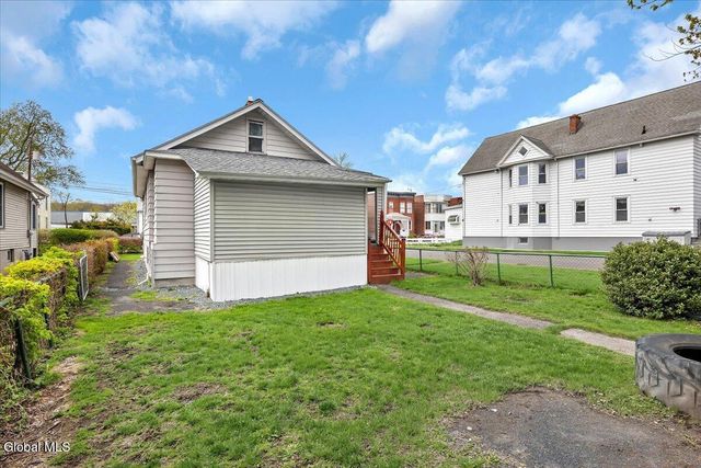 1636 9th Avenue, Watervliet, NY 12189