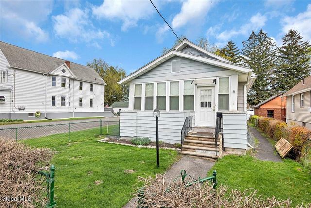 1636 9th Avenue, Watervliet, NY 12189