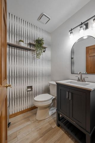 1236 BENJAMIN COURT, Green Bay, WI 54311