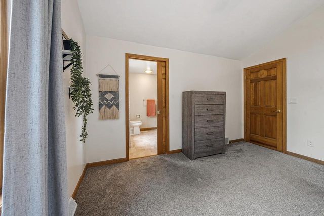 1236 BENJAMIN COURT, Green Bay, WI 54311