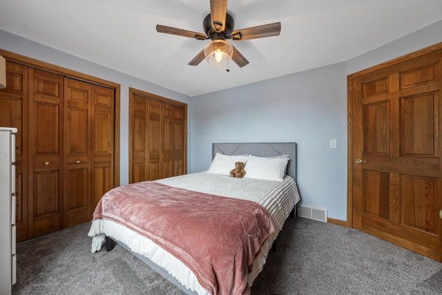 1236 BENJAMIN COURT, Green Bay, WI 54311