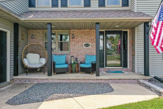 1236 BENJAMIN COURT, Green Bay, WI 54311