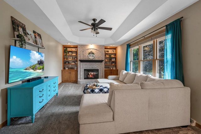 1236 BENJAMIN COURT, Green Bay, WI 54311