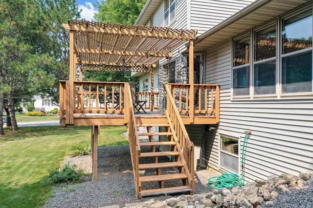 1236 BENJAMIN COURT, Green Bay, WI 54311