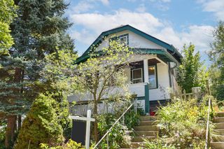 1713 E Newport AVENUE, Milwaukee, WI 53211