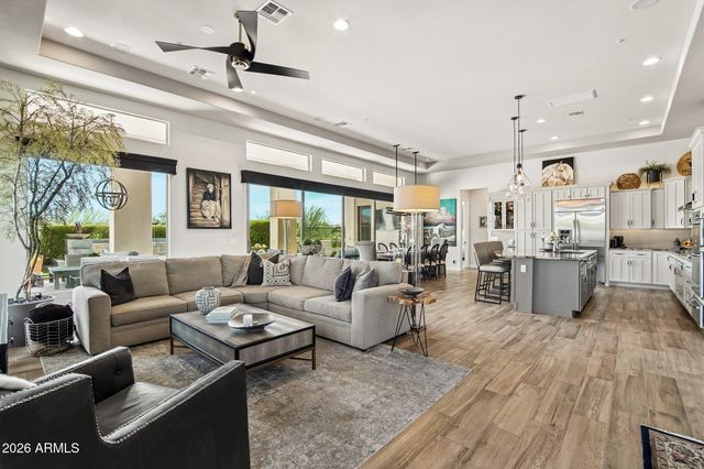13201 W ANDREW Lane, Peoria, AZ 85383
