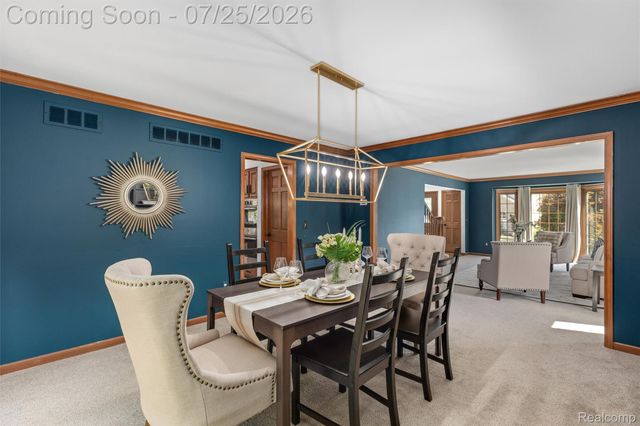 3740 Merriweather Lane, Rochester Hills, MI 48306