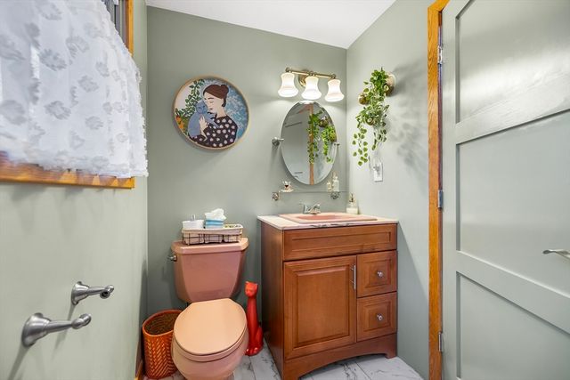 565 Winter St, Framingham, MA 01702