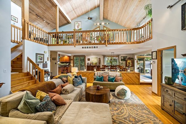 565 Winter St, Framingham, MA 01702