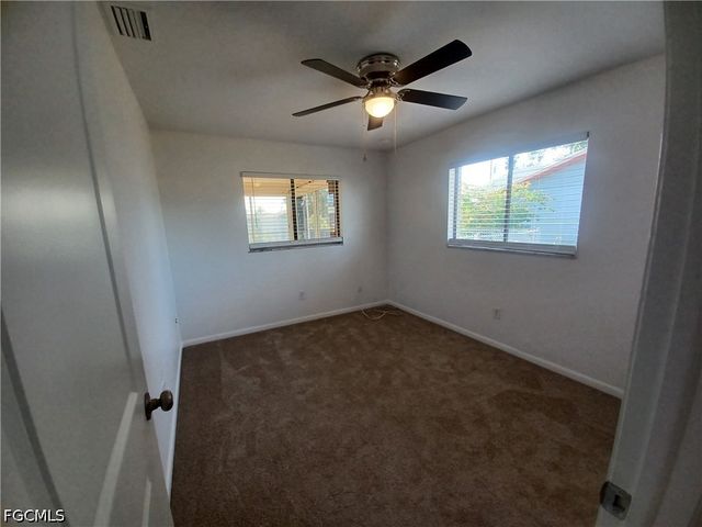3305 SW 7th PL, Cape Coral, FL 33914