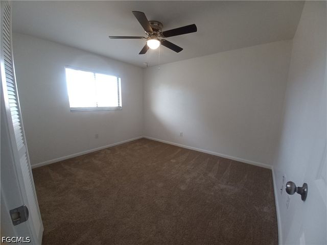 3305 SW 7th PL, Cape Coral, FL 33914