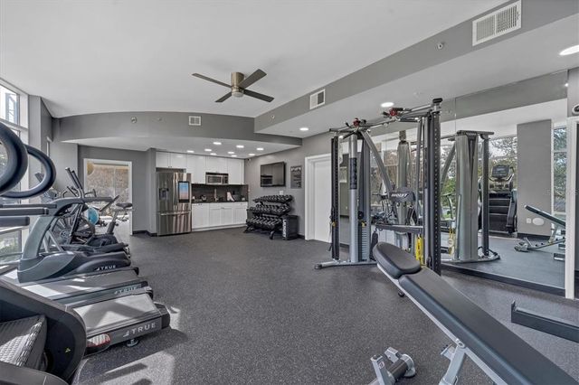 525 E JACKSON STREET 405, Orlando, FL 32801