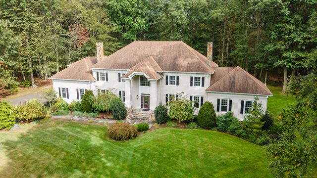 23 Aldo Drive, Woodbridge, CT 06525