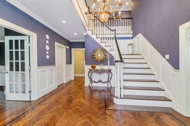23 Aldo Drive, Woodbridge, CT 06525