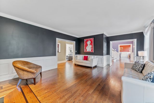 23 Aldo Drive, Woodbridge, CT 06525
