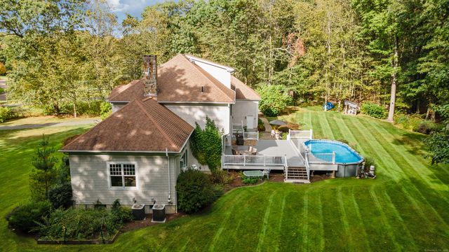 23 Aldo Drive, Woodbridge, CT 06525
