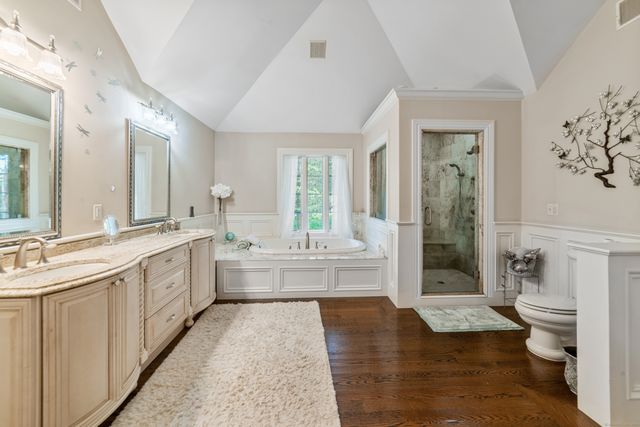 23 Aldo Drive, Woodbridge, CT 06525