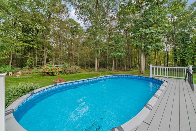 23 Aldo Drive, Woodbridge, CT 06525