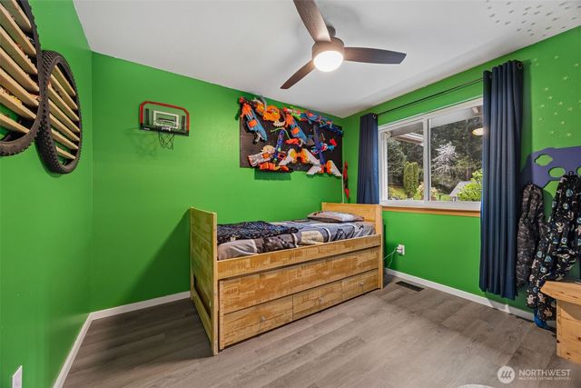 735 NE Marric Court, Bremerton, WA 98311