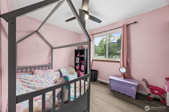 735 NE Marric Court, Bremerton, WA 98311