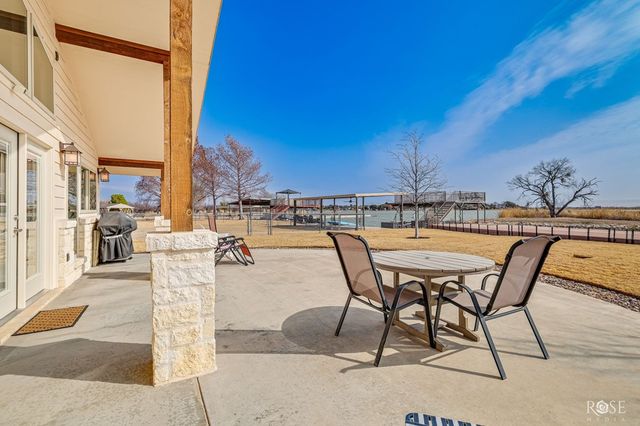 1820 Shady Point Circle Dr, San Angelo, TX 76904