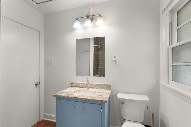 102 Elmo ST, Florence, TX 76527