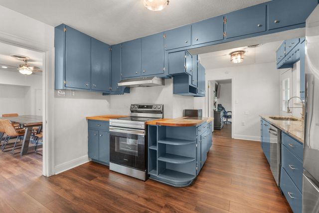 102 Elmo ST, Florence, TX 76527