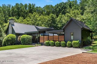 2325 Viewcrest Lane, Knoxville, TN 37932