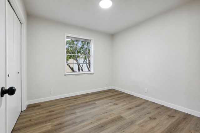 310 N Horne Street, Duncanville, TX 75116