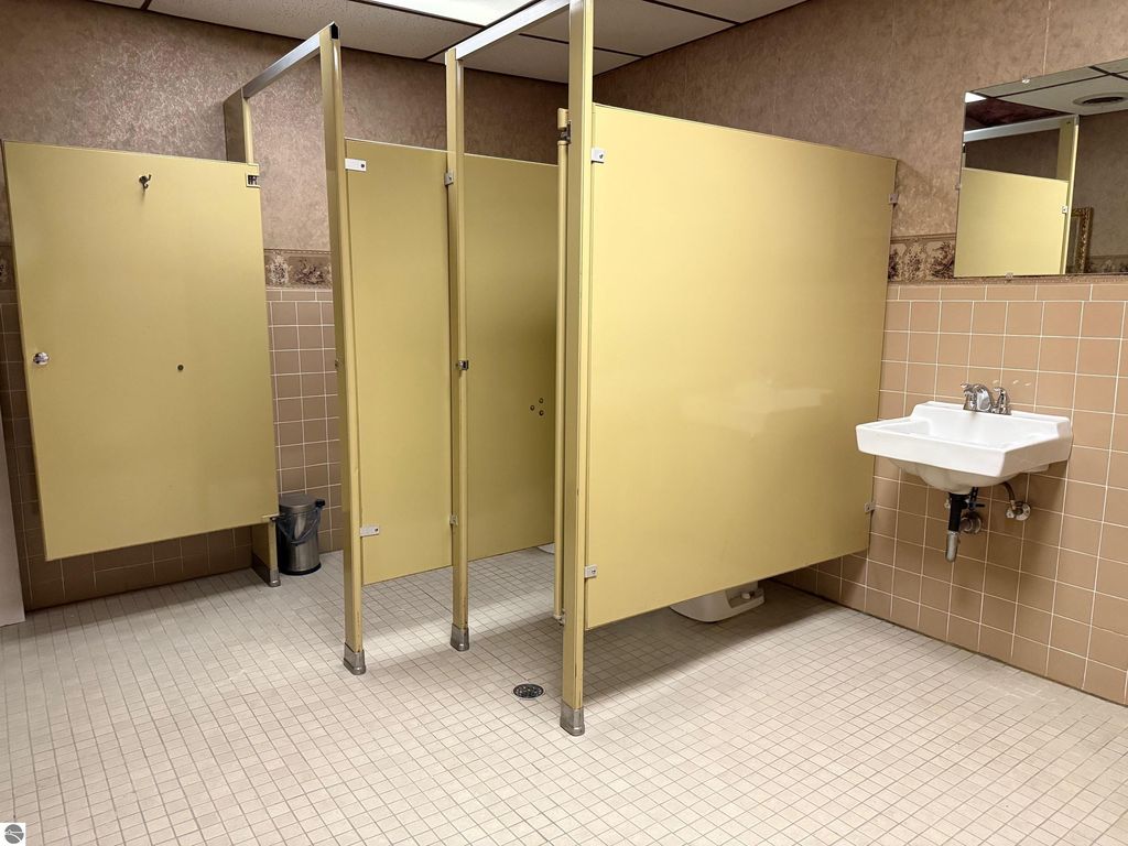 Image 25 of property listing at 1800 E M-55, Cadillac, MI 49601