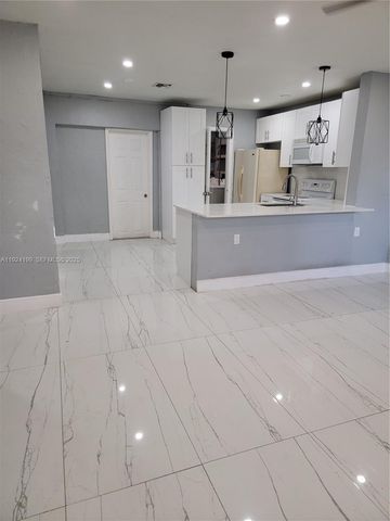 1710 SW 70th Way 1710, North Lauderdale, FL 33068