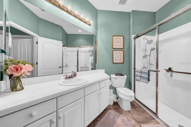 1252 LYNDHURST GREENS DRIVE, Sun City Center, FL 33573