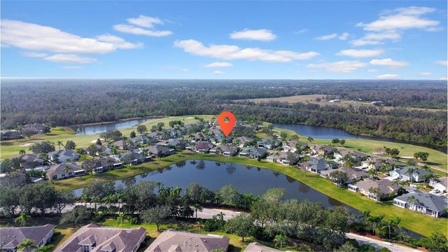 1252 LYNDHURST GREENS DRIVE, Sun City Center, FL 33573