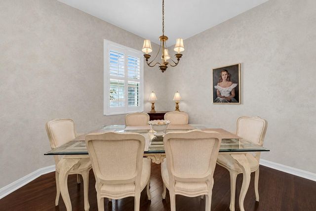 1252 LYNDHURST GREENS DRIVE, Sun City Center, FL 33573