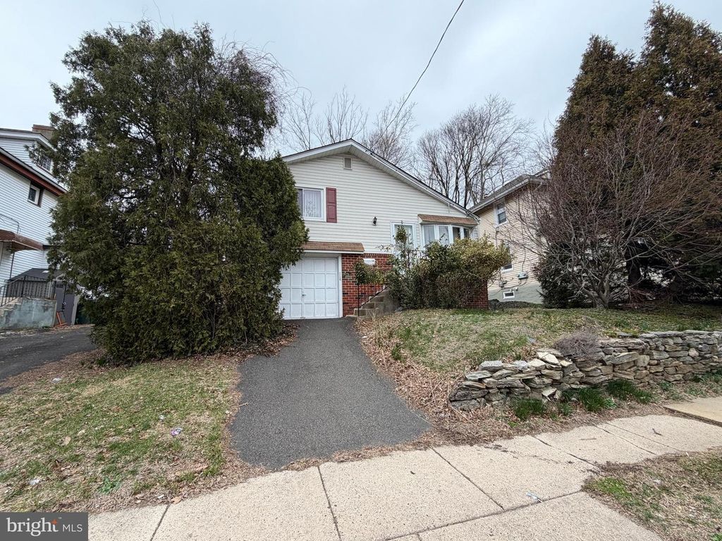 118 EGERTON AVENUE, Glenside, PA 19038