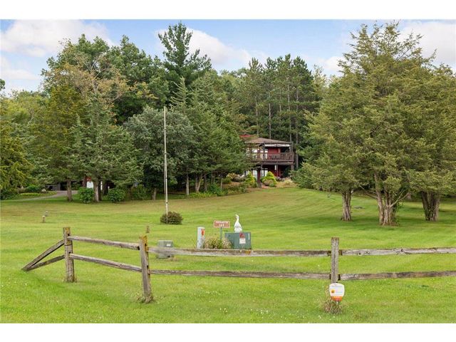149 E Quarry Road, River Falls, WI 54022