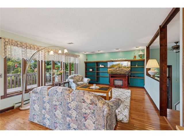 149 E Quarry Road, River Falls, WI 54022