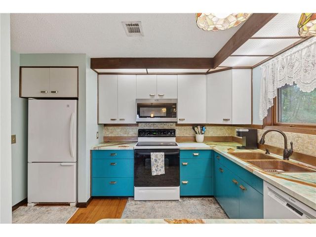 149 E Quarry Road, River Falls, WI 54022