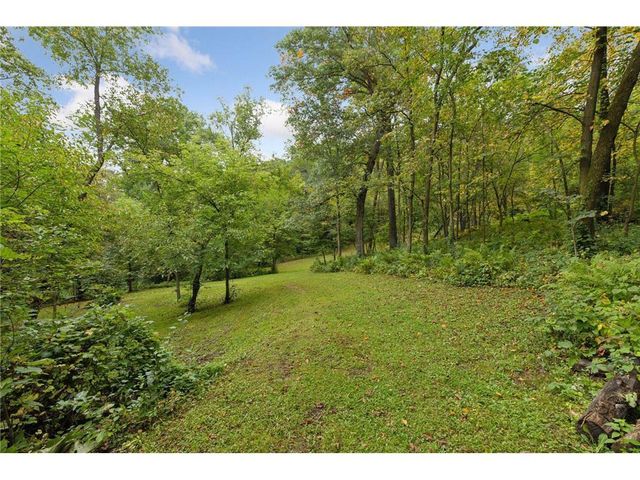 149 E Quarry Road, River Falls, WI 54022