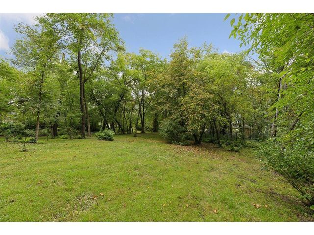 149 E Quarry Road, River Falls, WI 54022