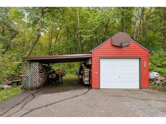 149 E Quarry Road, River Falls, WI 54022