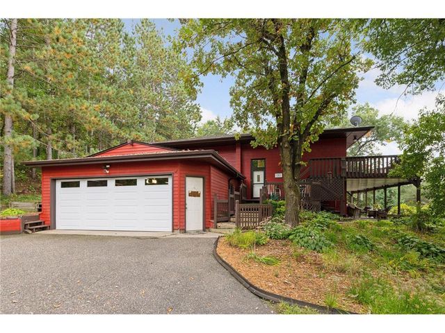 149 E Quarry Road, River Falls, WI 54022