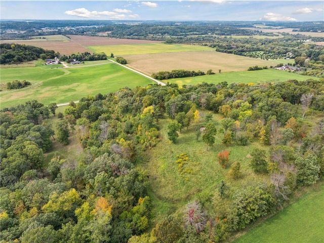 149 E Quarry Road, River Falls, WI 54022