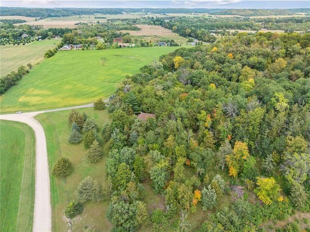 149 E Quarry Road, River Falls, WI 54022
