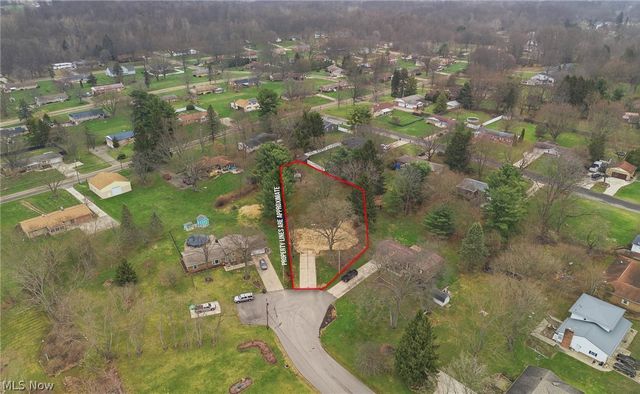 7622 Marelis Avenue NE, Canton, OH 44721