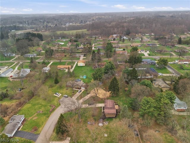 7622 Marelis Avenue NE, Canton, OH 44721