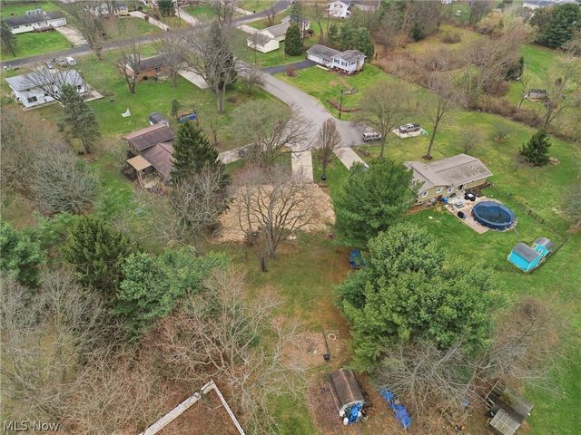 7622 Marelis Avenue NE, Canton, OH 44721