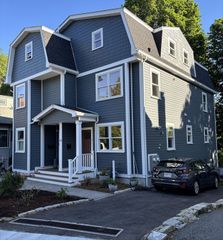 123 Nottinghill Rd, Boston, MA 02135
